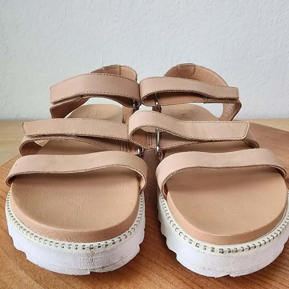 Sorel Roaming Shoes Womens Size 6 Beige Leather Strappy Platform Sandals